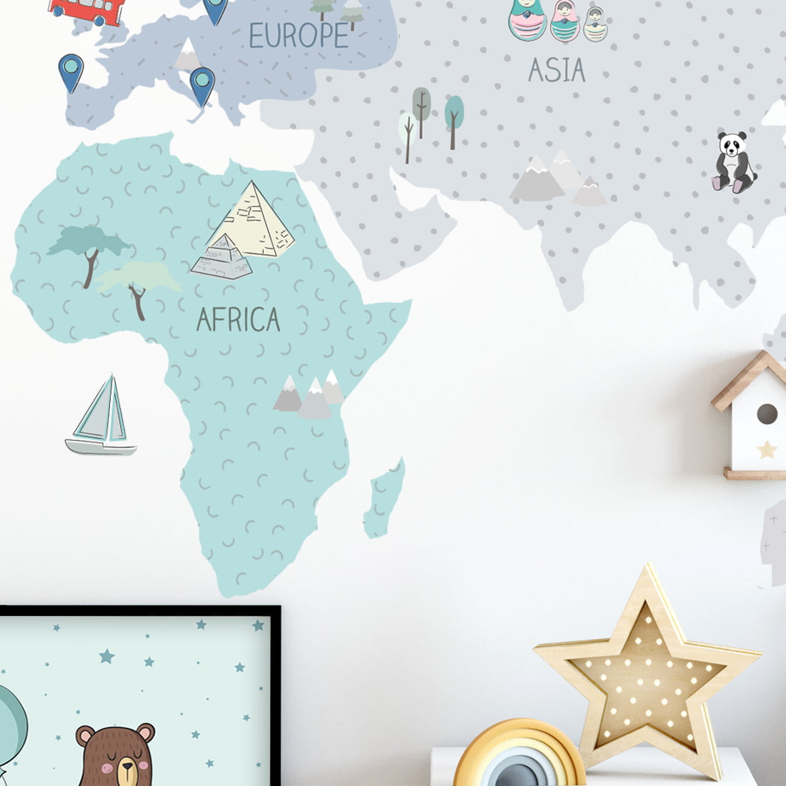 Wandsticker in minze pastell Farben mit Kontinenten Afrika, Europa und Asien unterschrieben auf Englisch